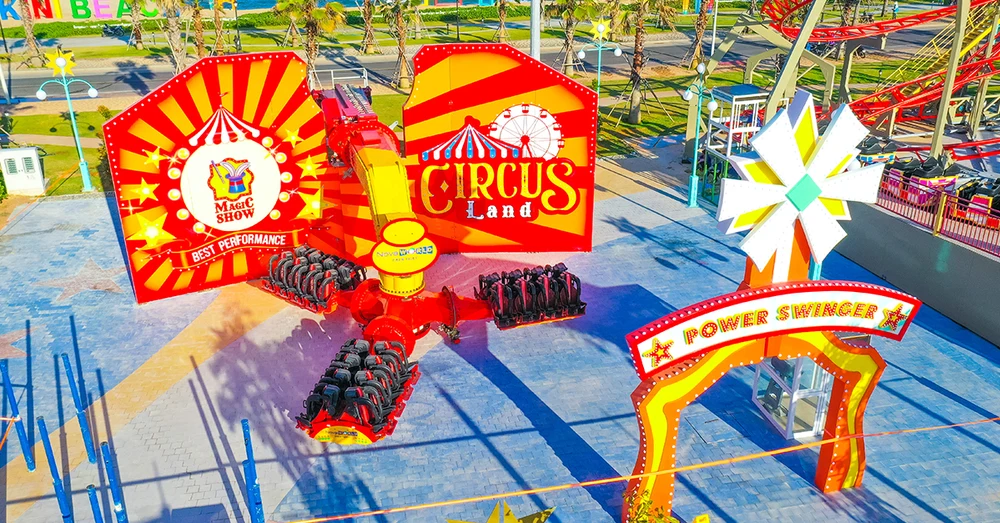 Trò chơi cảm giác mạnh Power Swinger tại Circus Land NovaWorld Phan Thiết