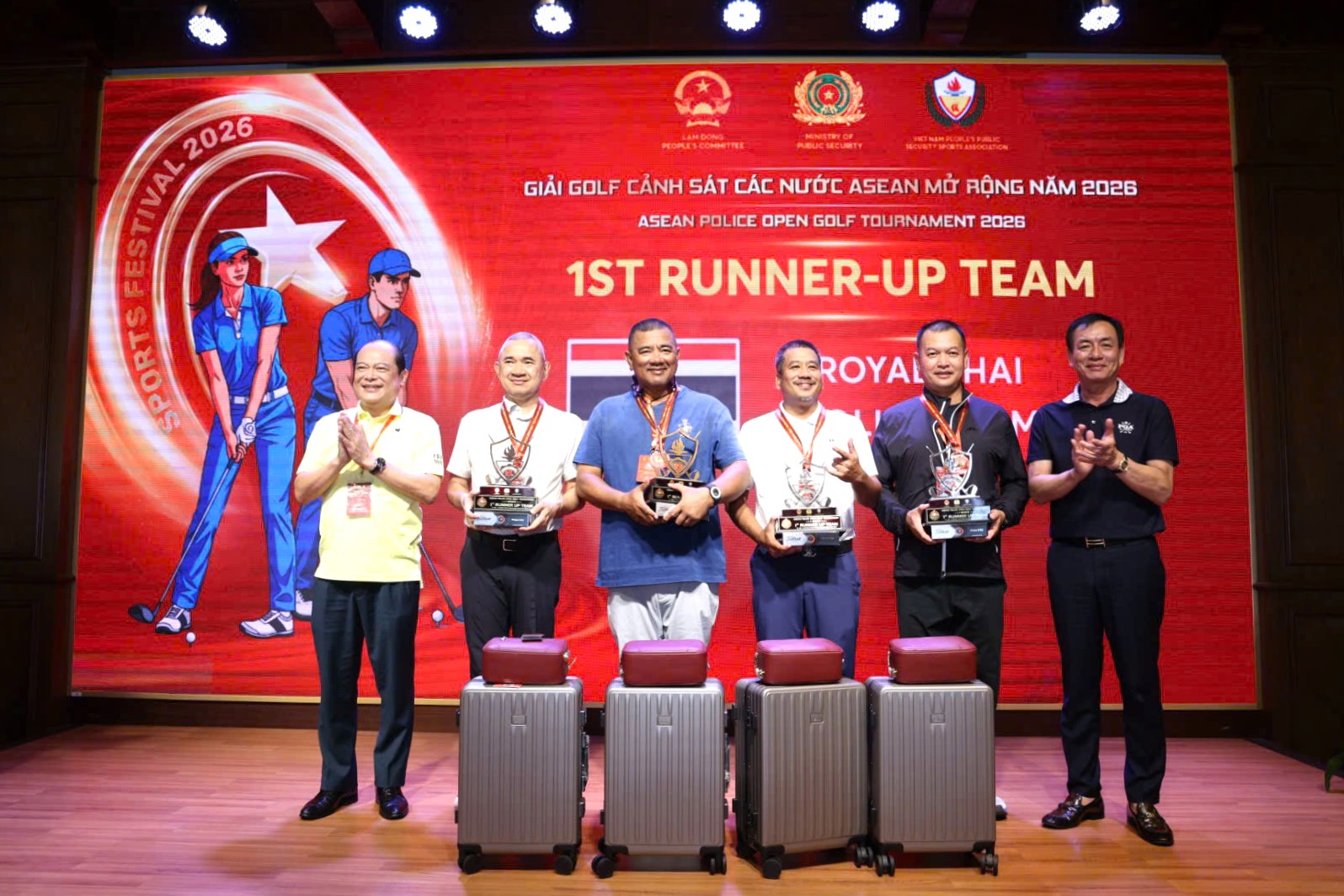 Đội Cảnh sát Hoàng gia Thái Lan nhận giải Nhì