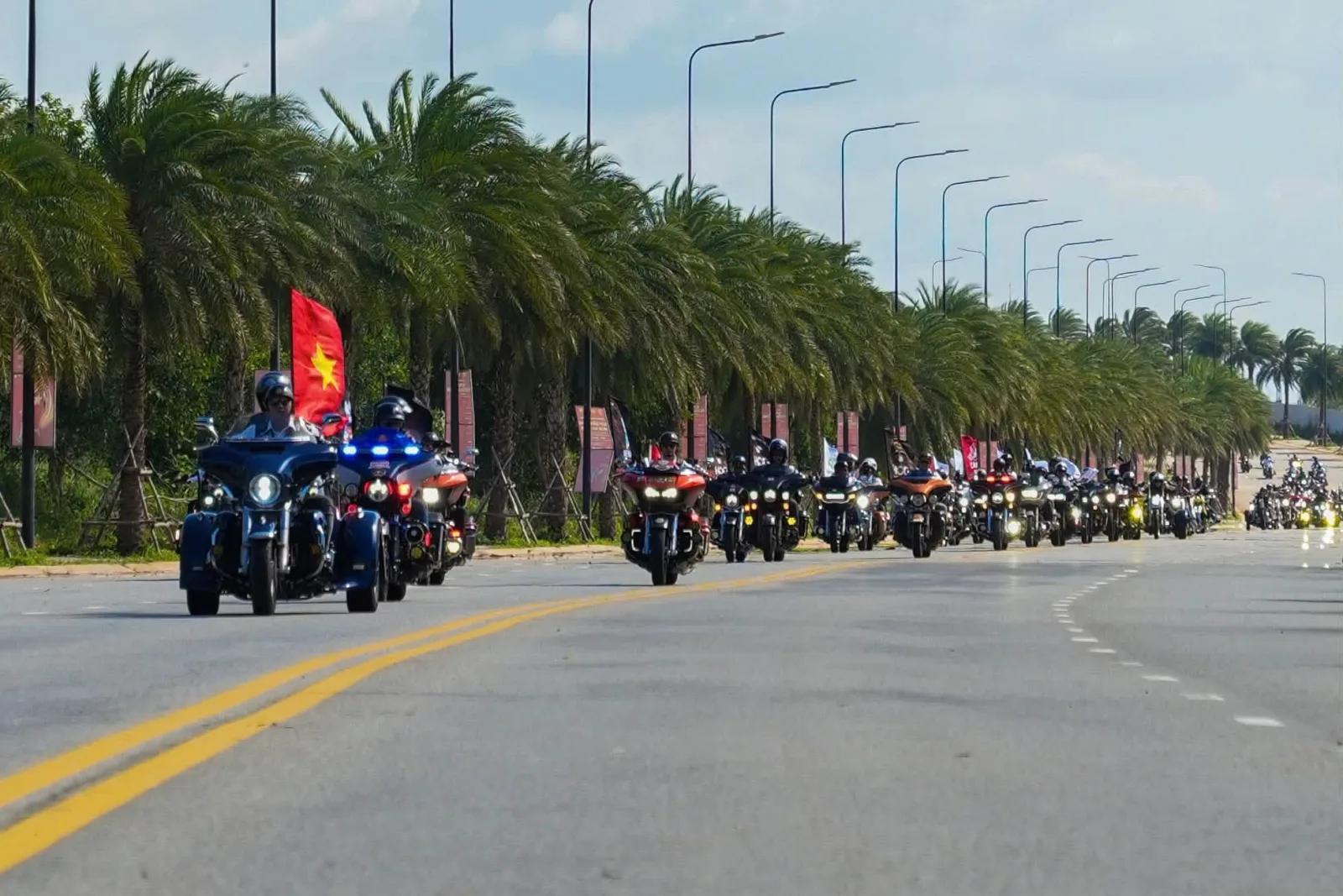 Vietnam H.O.G. Rally 2026 Khởi Động Tại NovaWorld Phan Thiết: Hơn 800 Biker Diễu Hành Ven Biển
