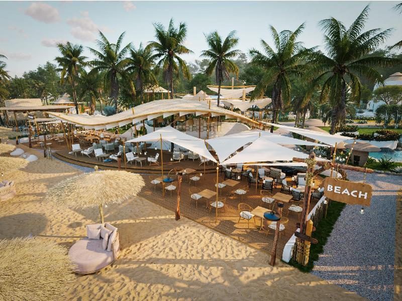 Khu ăn uống sát biển của REO Beach
