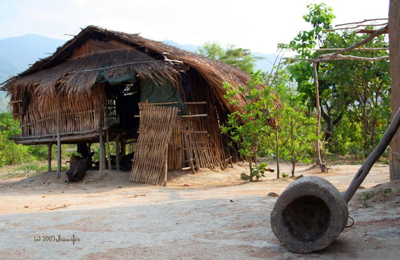 Nhà của một gia đình Raglai ở huyện Bác Ái, Ninh Thuận