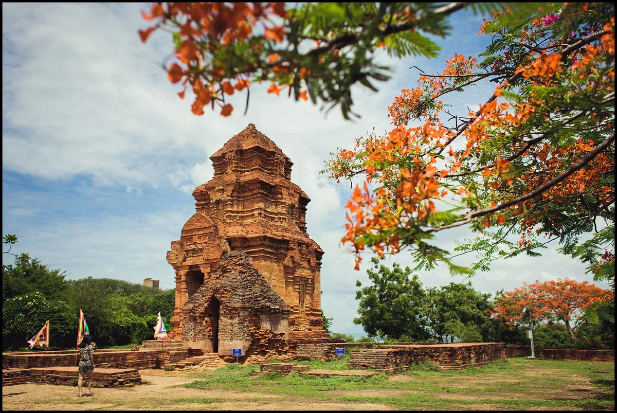 Tháp Chăm Poshanư tại Phan Thiết — điểm văn hoá trong lịch trình liên kết hai cực