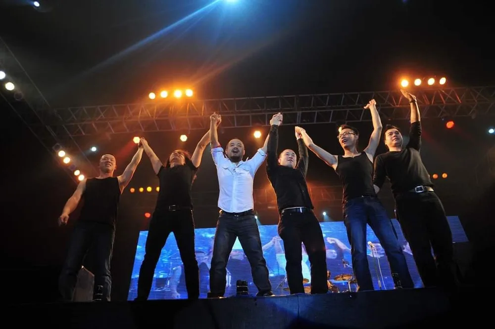Khai Mạc Sports Festival 2026: Dàn Sao Và Pháo Hoa Tối 1/8