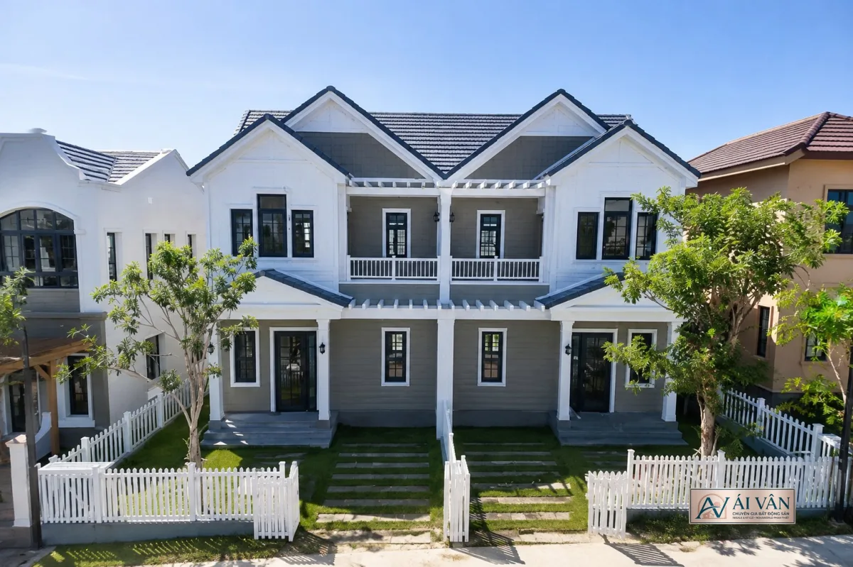 Biệt thự song lập NovaWorld Phan Thiết – Gần clubhouse, full nội thất, khu 3, gần hồ bơi